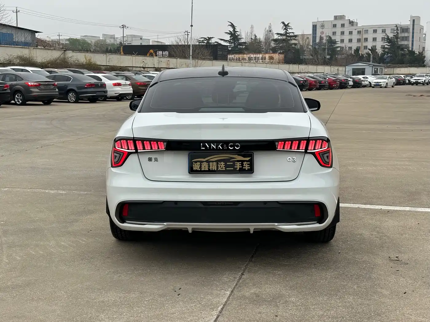 Lynk & Co 03 2018 1.5TD DCT Pro Version China V фото 10