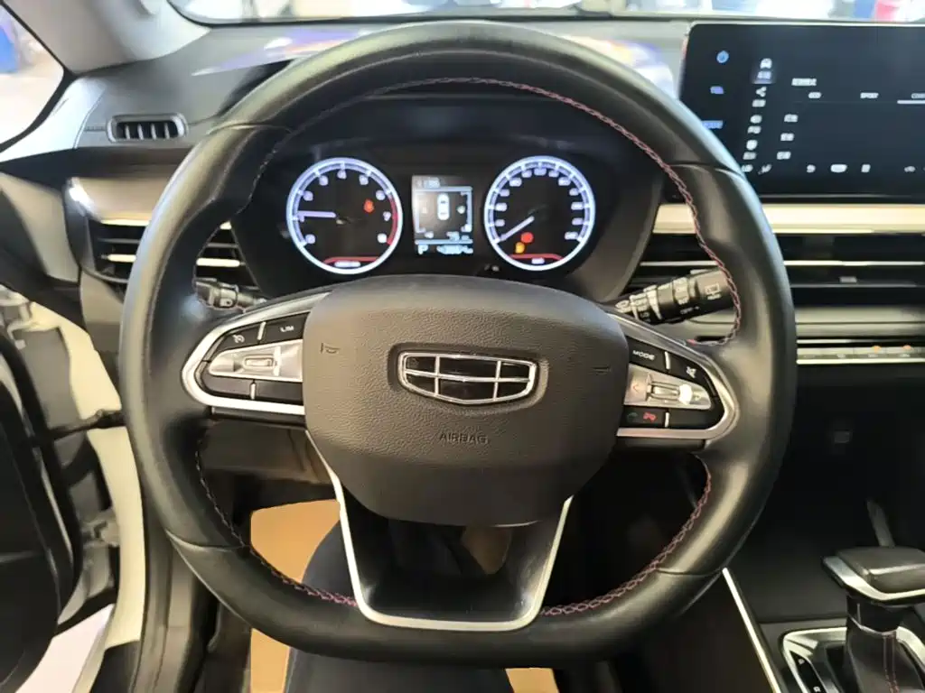 Geely Vision X3 2022 2021 PRO 1.5L CVT Premium