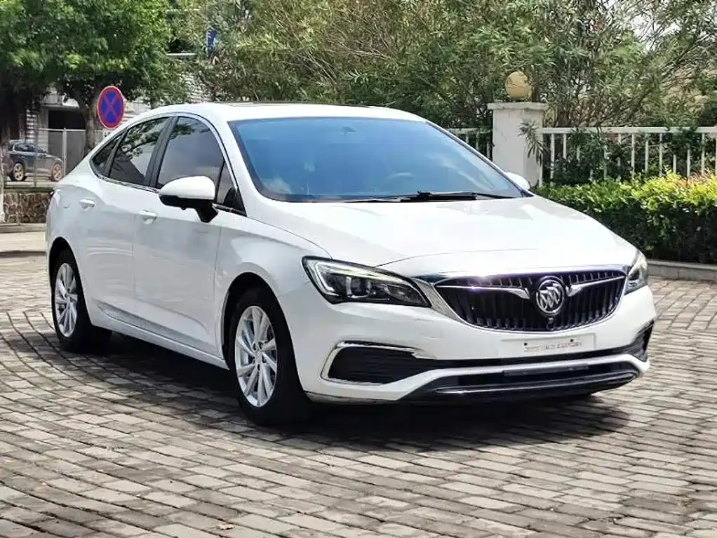 Фото 3 - Buick Verano