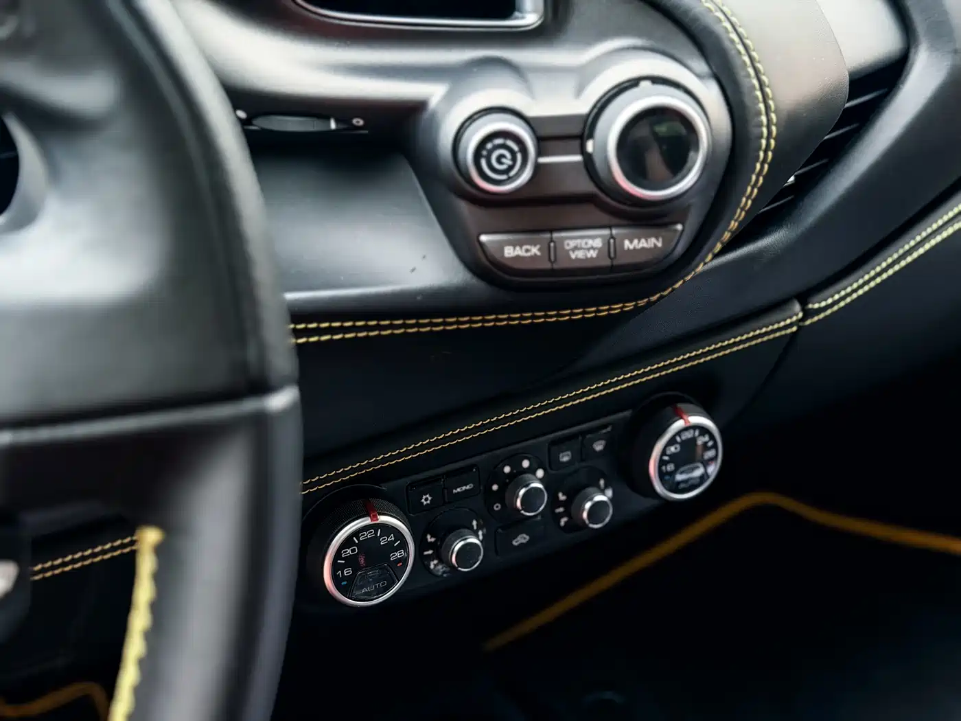 Ferrari 488 2015 488 GTB фото 18