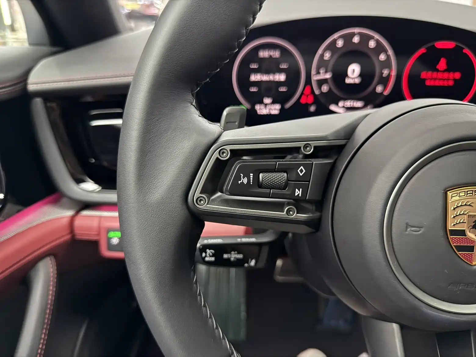 Photo 12 - Porsche Panamera