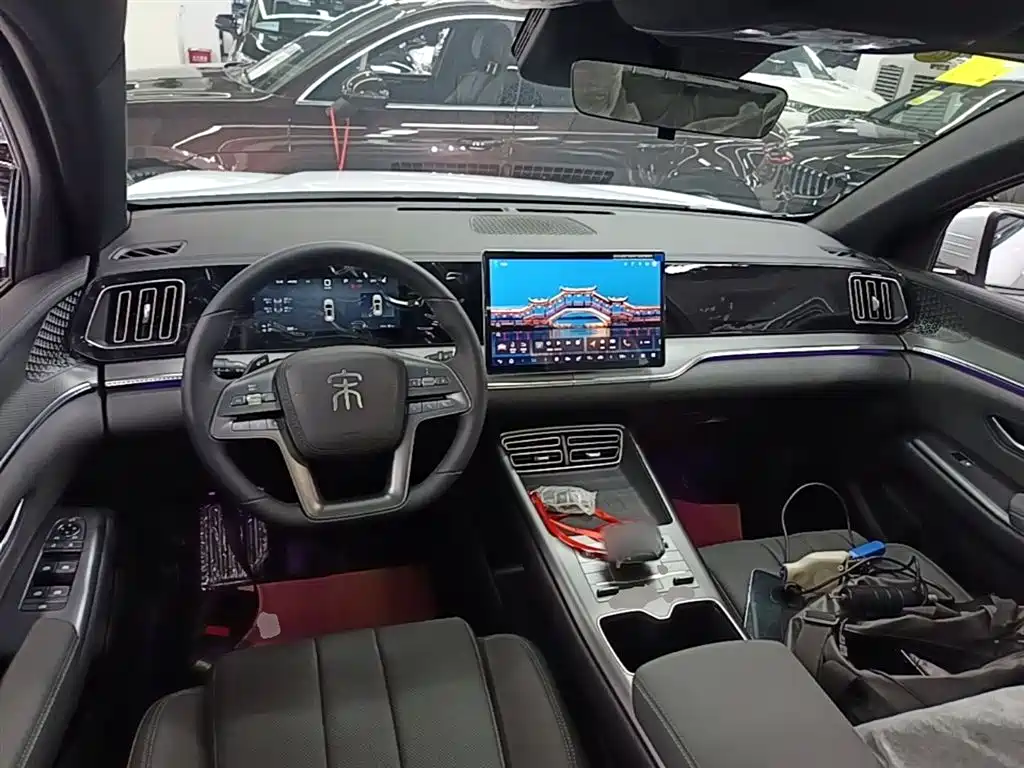 BYD Song Pro New Energy 2025 2nd Generation Smart Drive Edition DM-i 75KM Surpassing Type фото 10