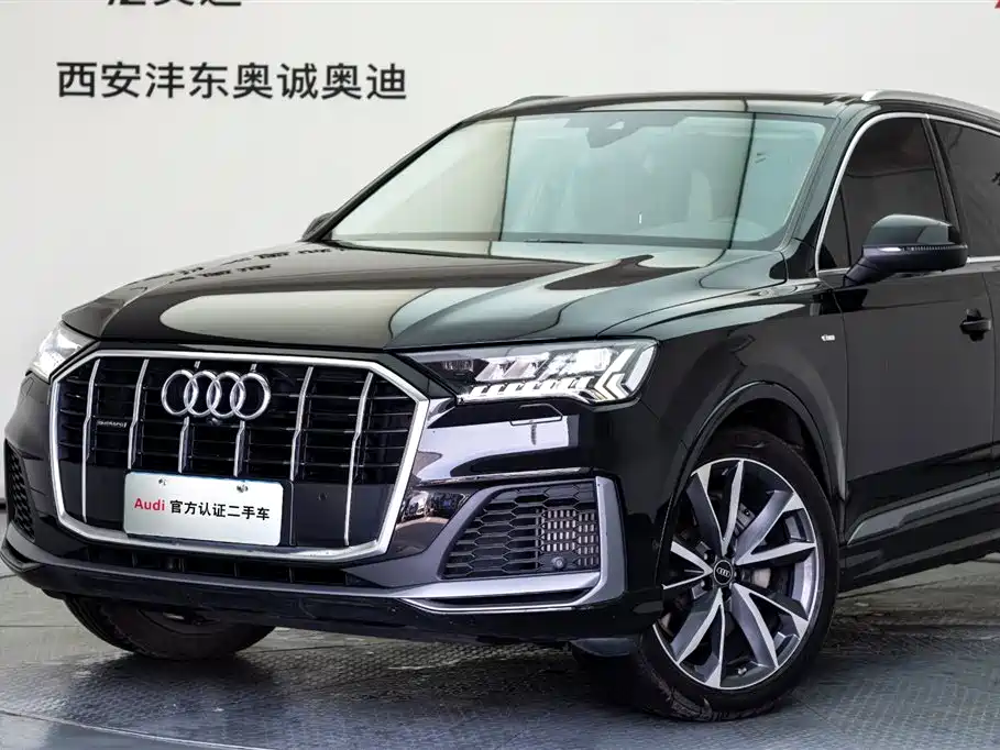 Audi Q7 2023 55 TFSI quattro S line Sport фото 23