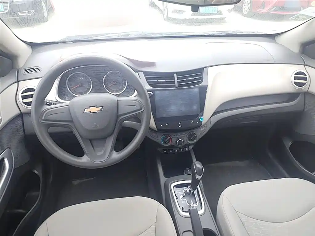 Chevrolet Sail 2018 Sail 3 1.3L AMT Ideal фото 6