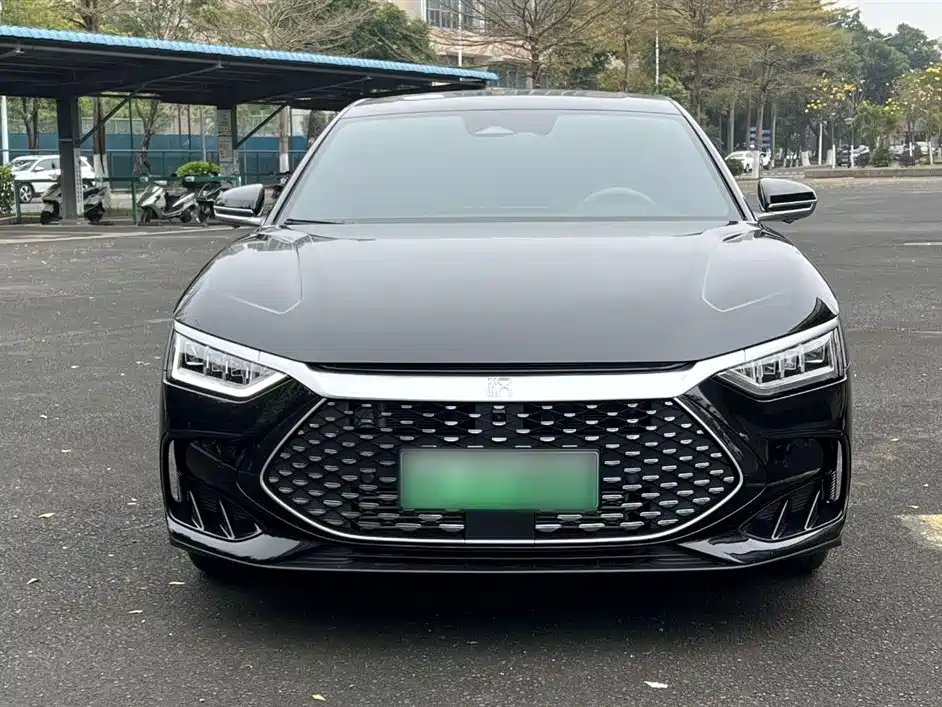 BYD Han 2024 Model DM-i Glory Edition 121KM Premium Type фото 3