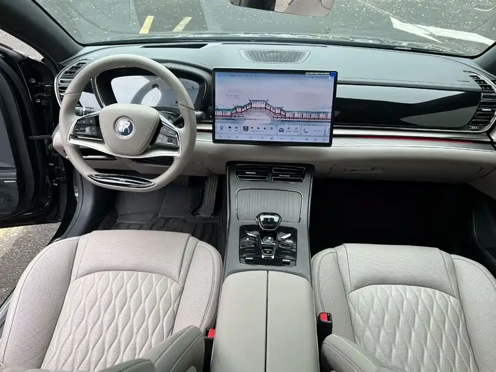 BYD Han 2024 Model DM-i Glory Edition 121KM Premium Type фото 8