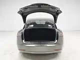 Фото 10 - Tesla Model 3
