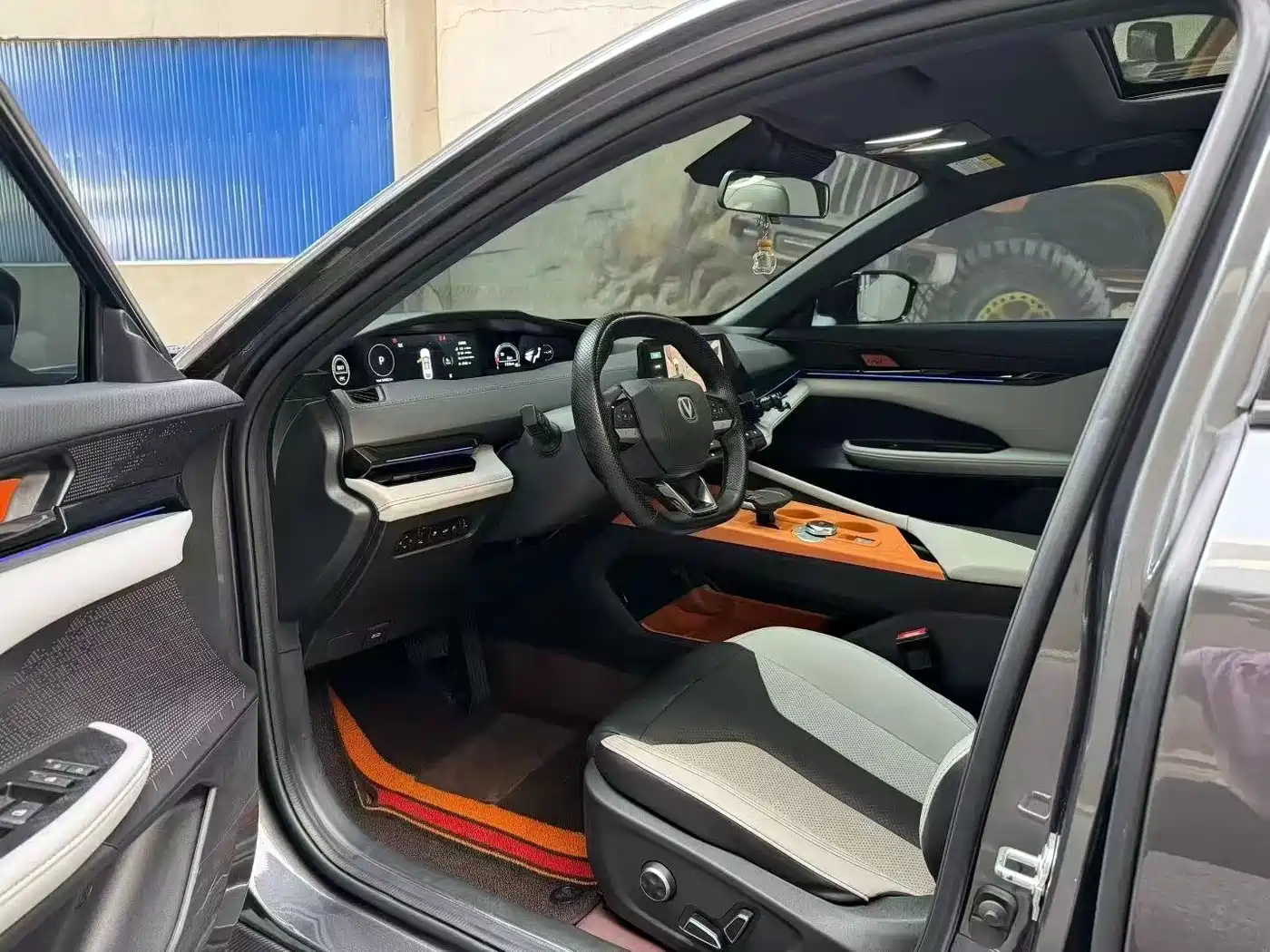 Changan UNI-V iDD 2024 2024 Blue Whale Smart iDD 136km Smart Premium