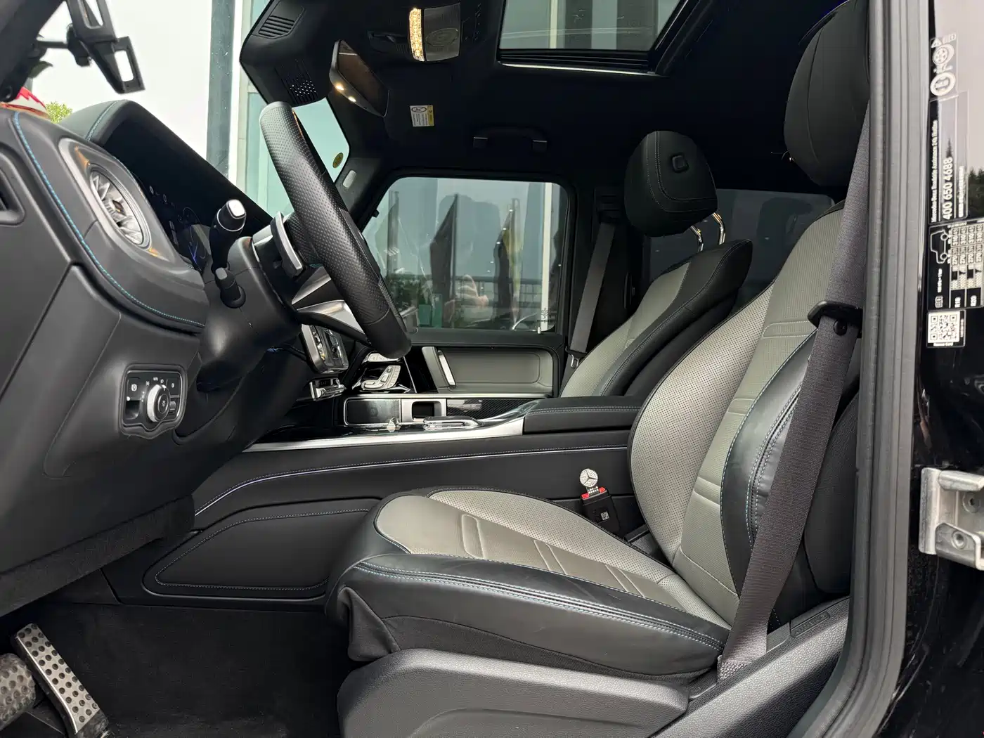 Mercedes-Benz G-Class New Energy 2025 G580 Launch Special Edition фото 9