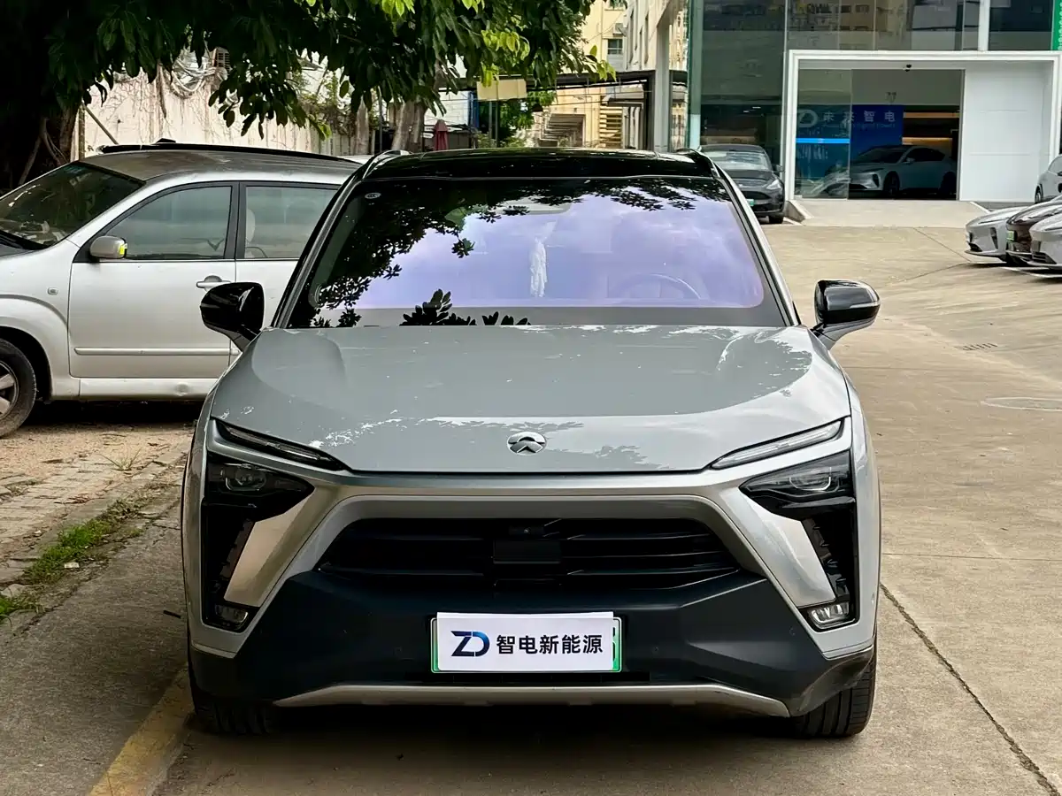 NIO NIO ES8