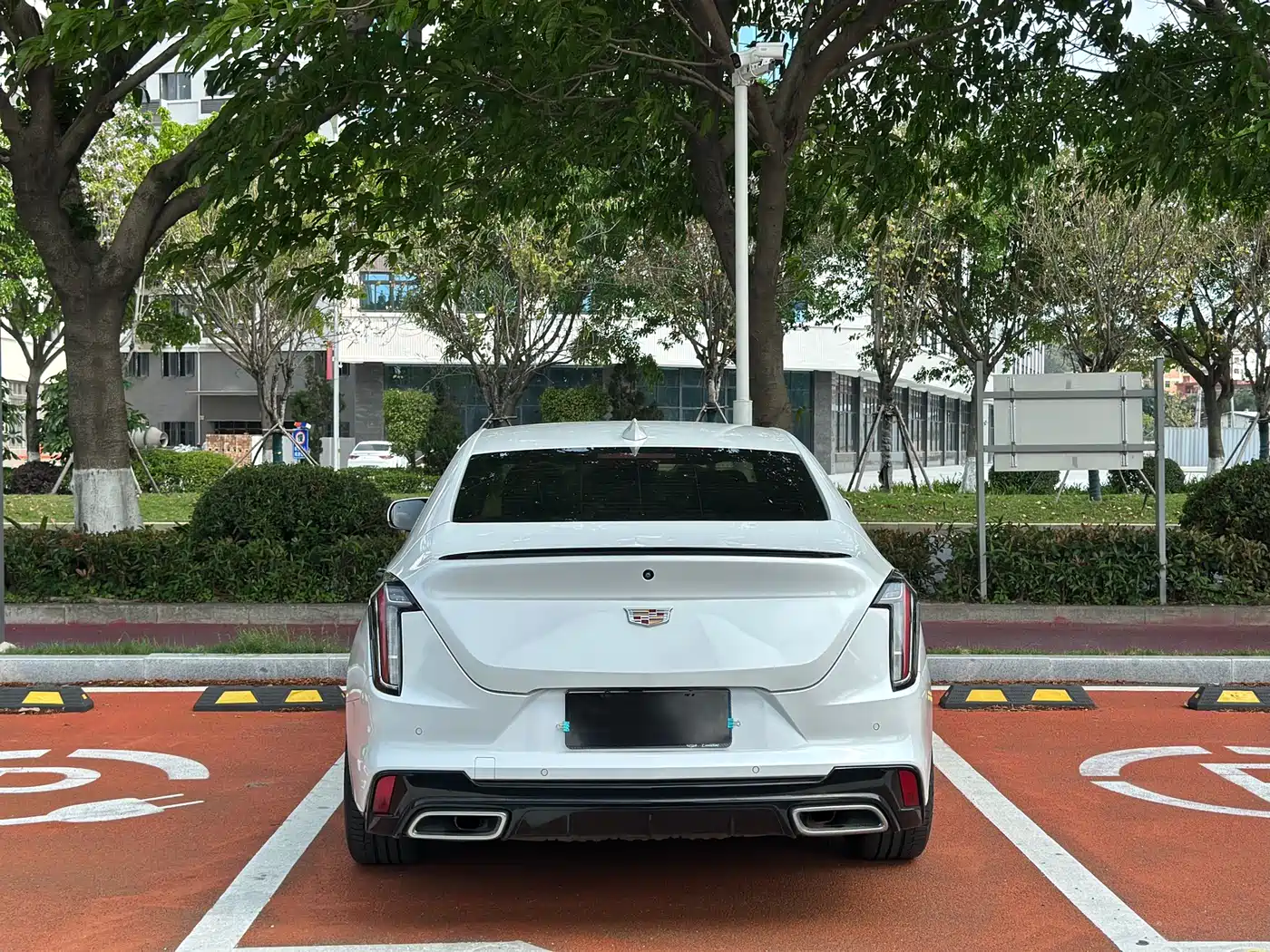 CADILLAC CT4
