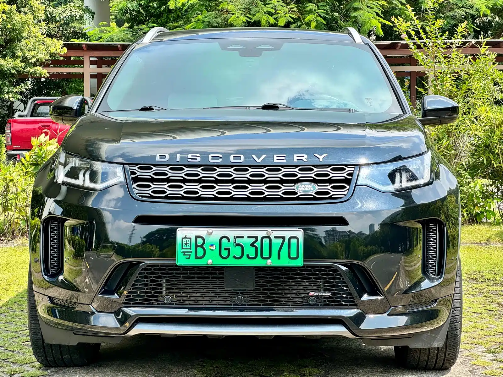 صورة 2 - Land Rover Discovery Sport PHEV