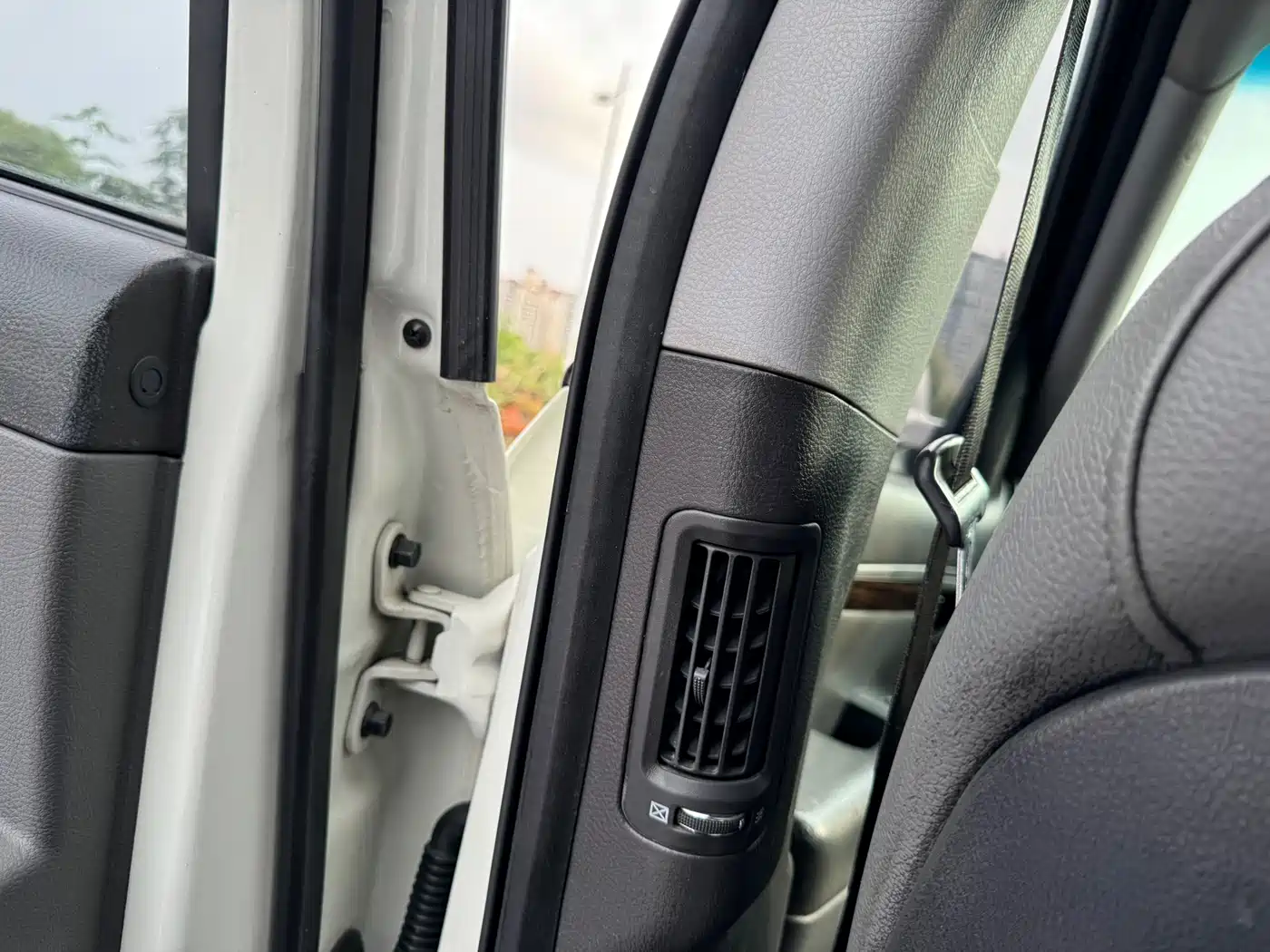 Hyundai Santa Fe Classic 2012 2.4 Ultimate Edition 7-Seater AWD фото 12