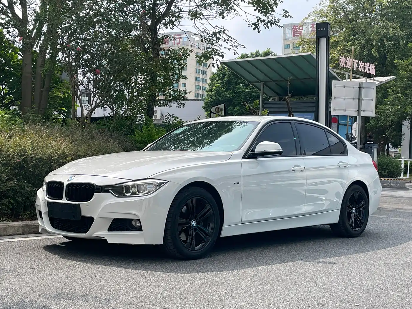 Фото 1 - BMW 3 Series