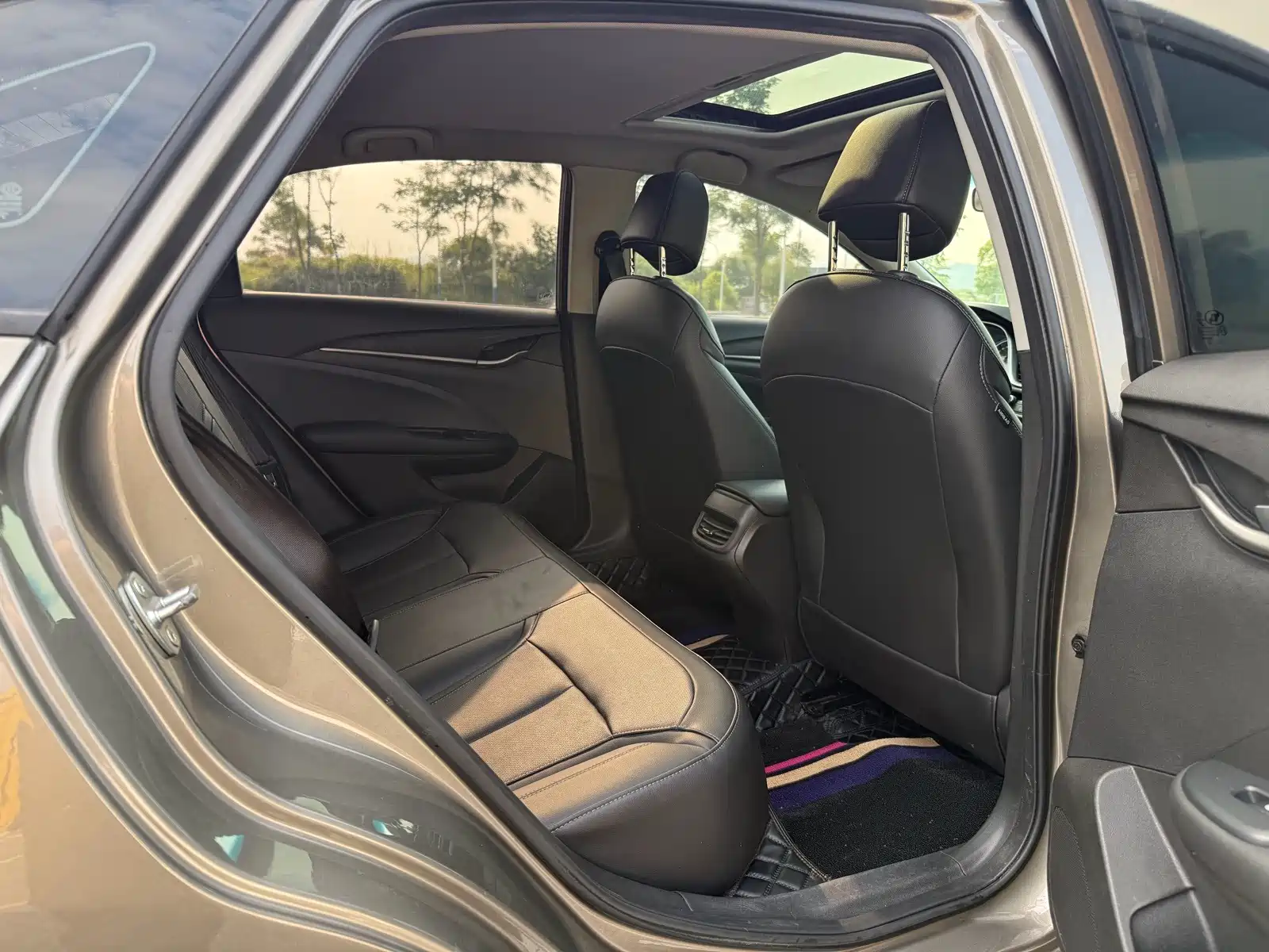 Фото 12 - Buick Excelle