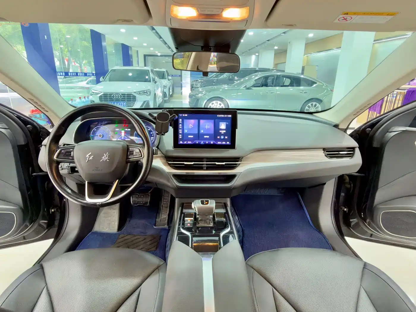 Hongqi E-QM5 2024 560km PLUS фото 5