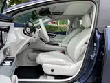 Фото 21 - Mercedes-Benz EQE
