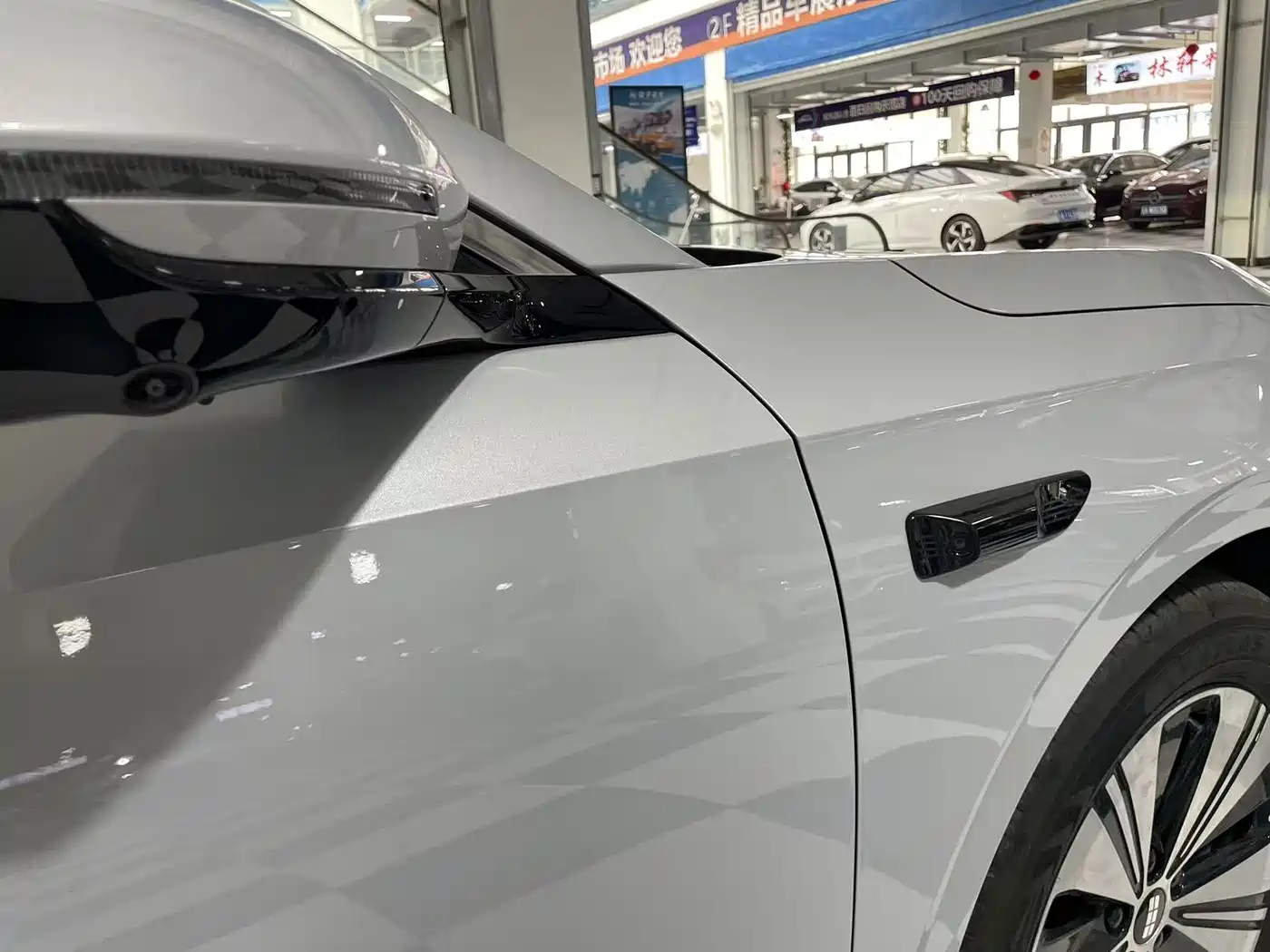 Geely Galaxy Galaxy A7 2025 EM-i 150km Explorer+ Edition фото 17