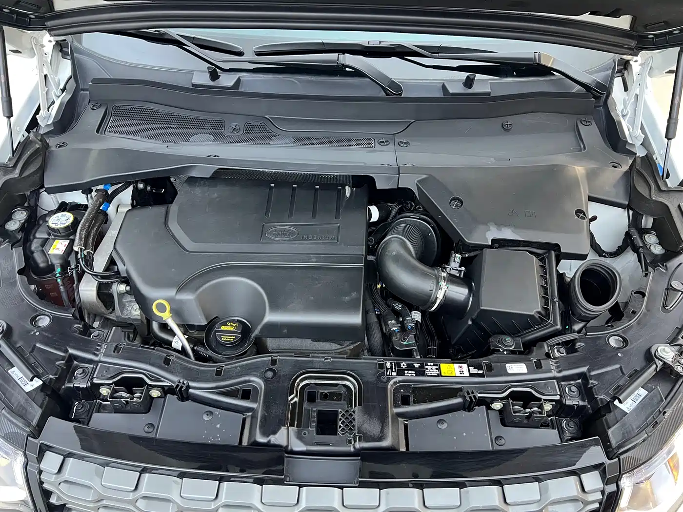 Land Rover Discovery Sport 2023 249PS R-Dynamic S Performance Version фото 19