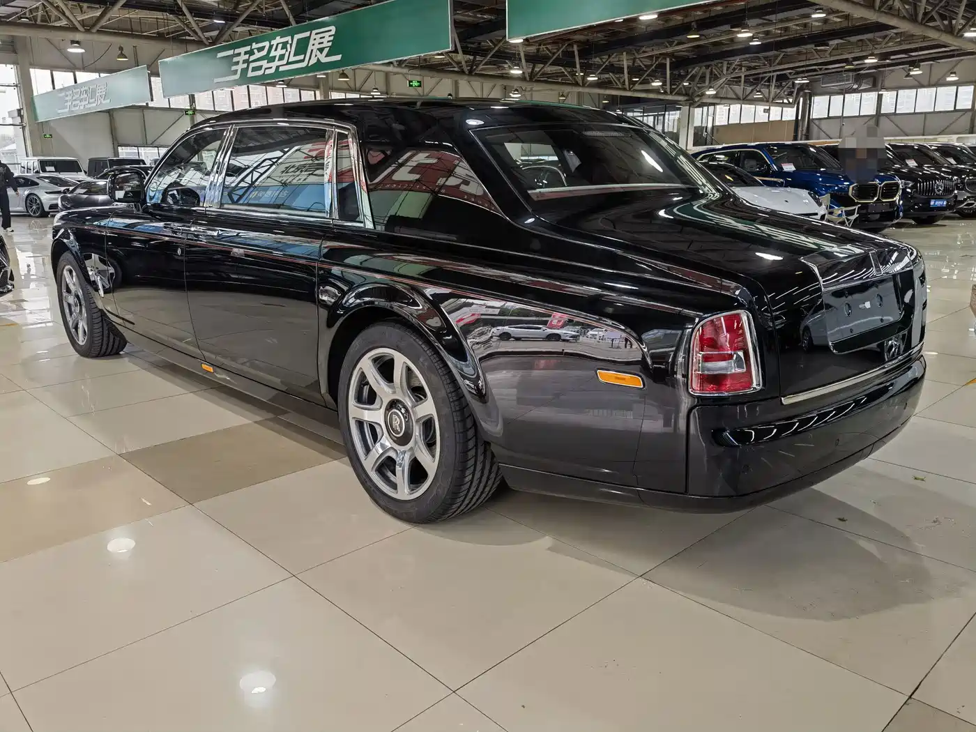Rolls-Royce Phantom 2016 2013 6.7L Extended Wheelbase (EWB)