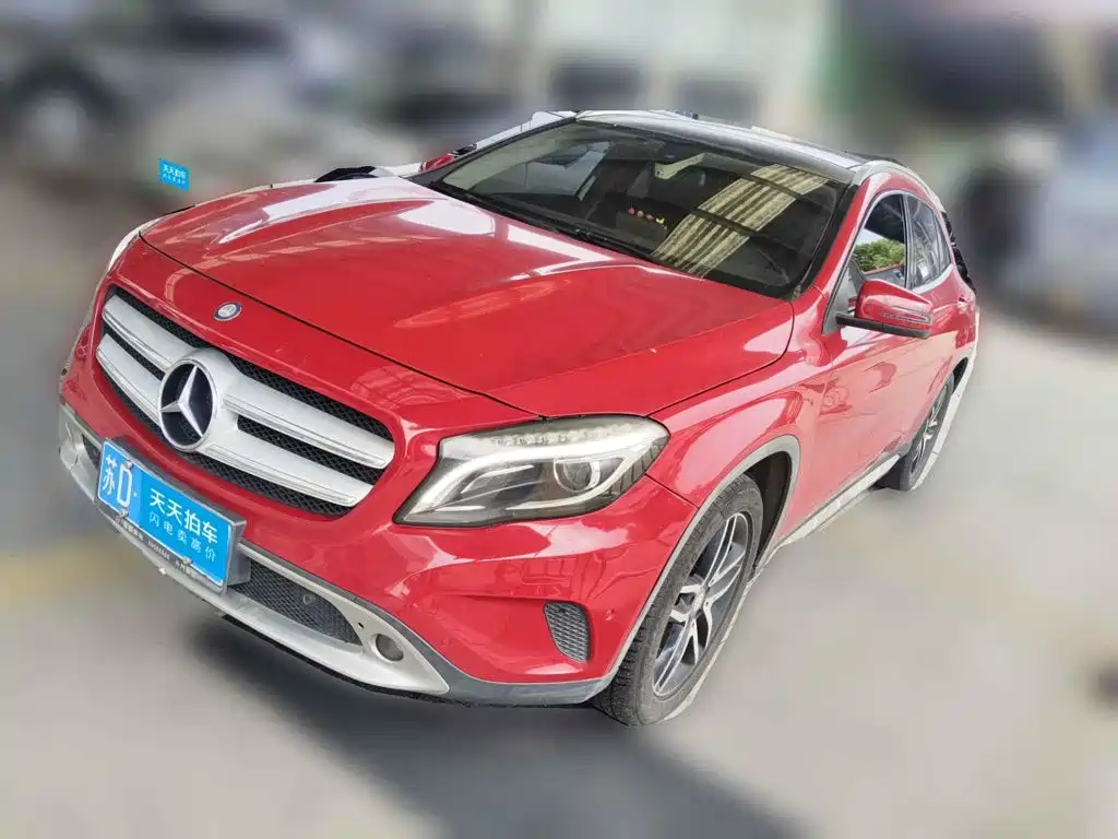 Фото 1 - Mercedes-Benz GLA