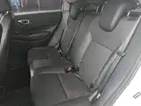 Photo 13 - Honda Vezel