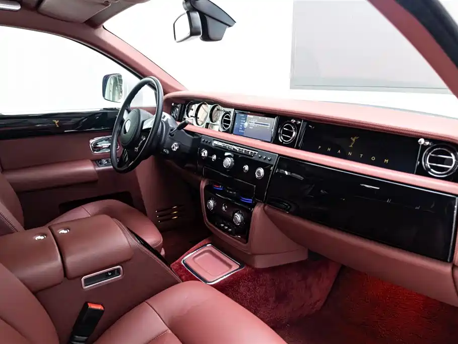 Rolls-Royce Phantom 2016 2013 6.7L Extended Wheelbase (EWB)