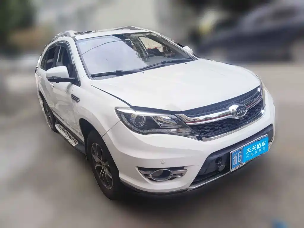 BYD S7 2017 2017 1.5T Manual Premium Model