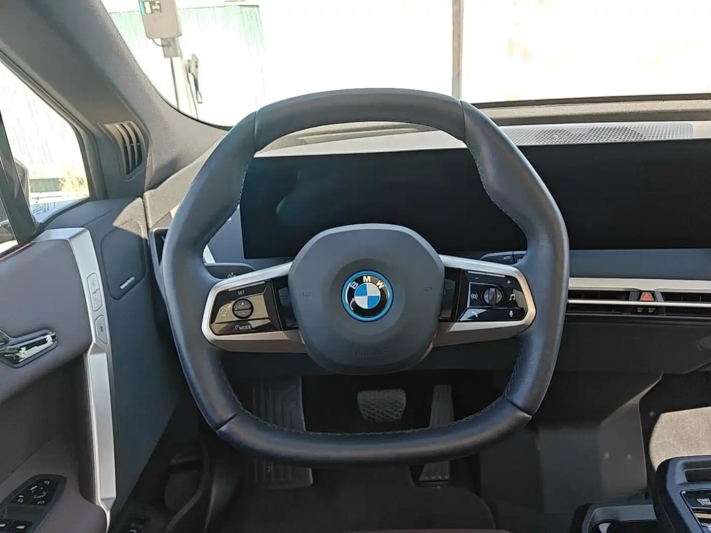 BMW iX 2026 2023 xDrive40