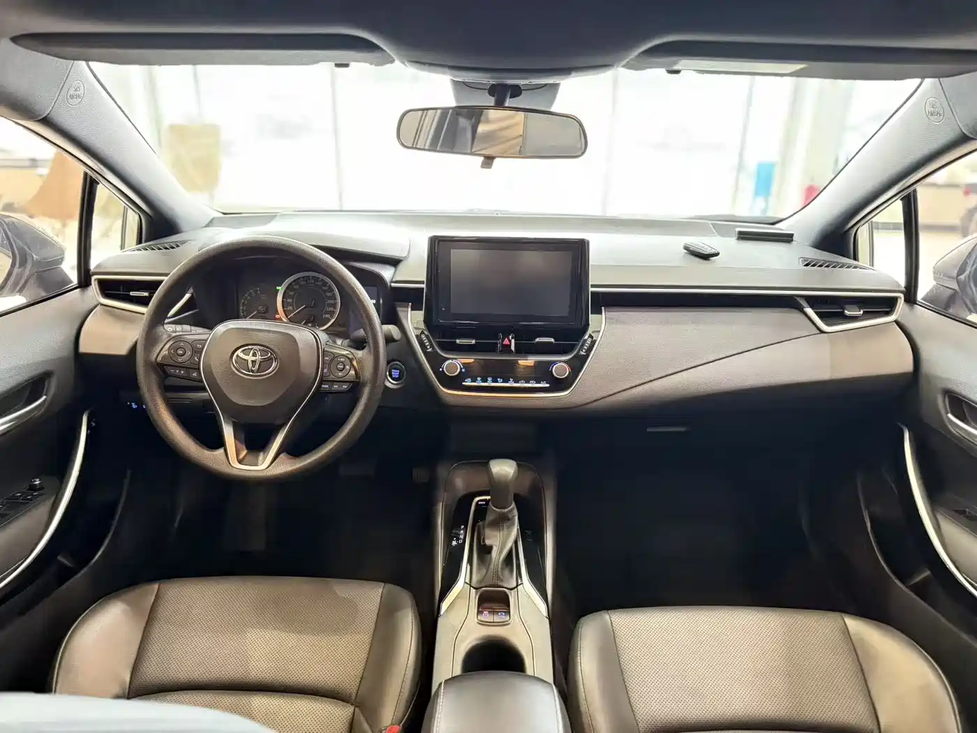Toyota Levin 2023 185T CVT Luxury фото 7