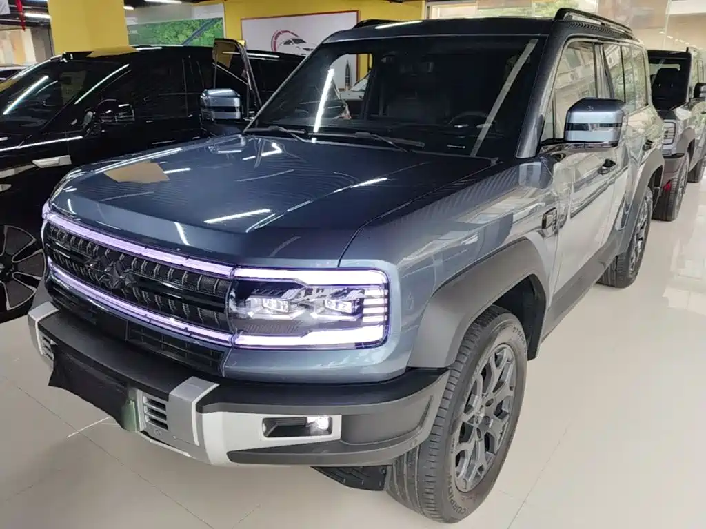 Fang Cheng Bao Leopard 5 2023 Yun Nian Flagship Edition