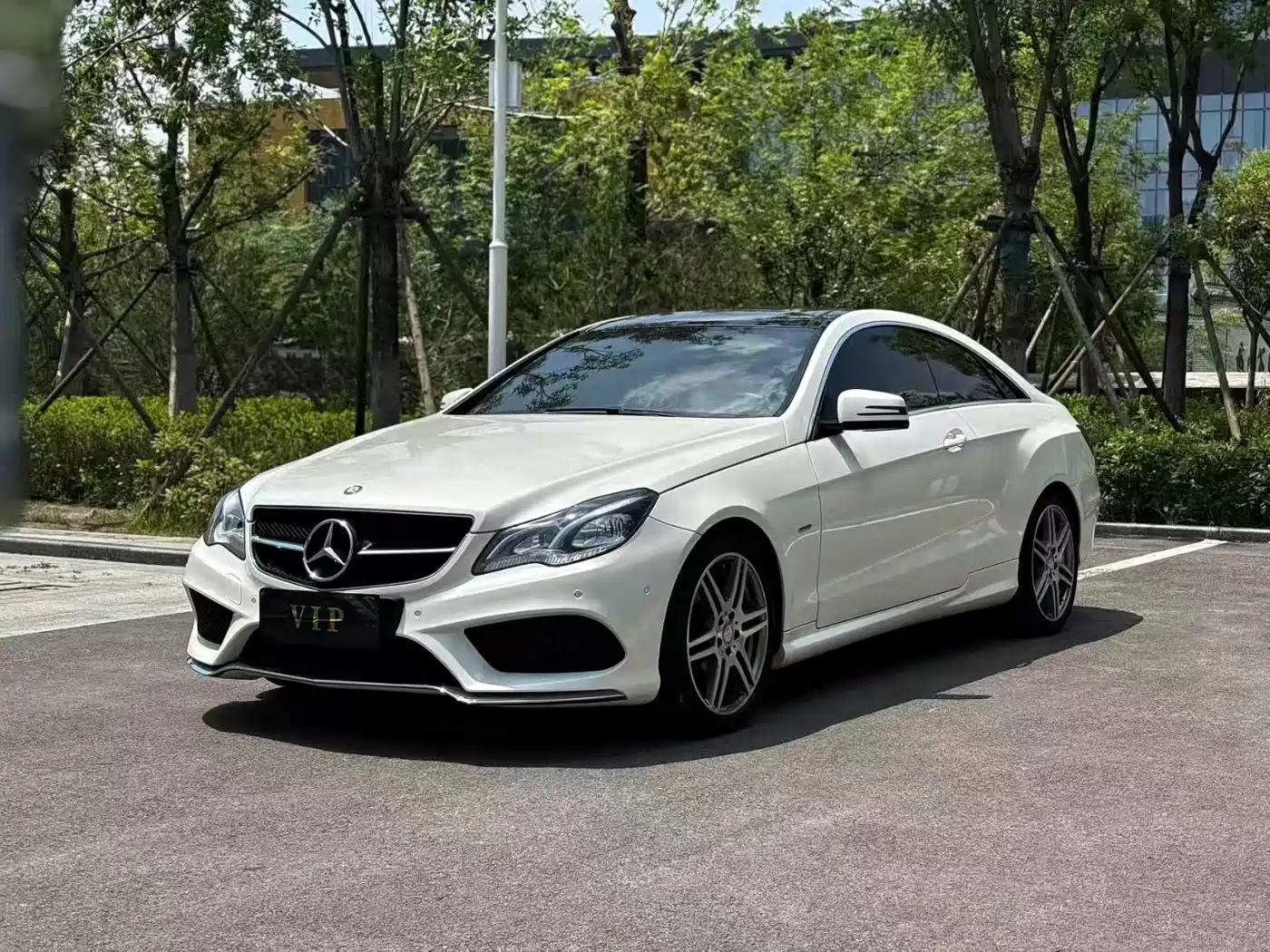 Mercedes-Benz E-Class (Import) 2016 E 200 Coupe Agile Edition