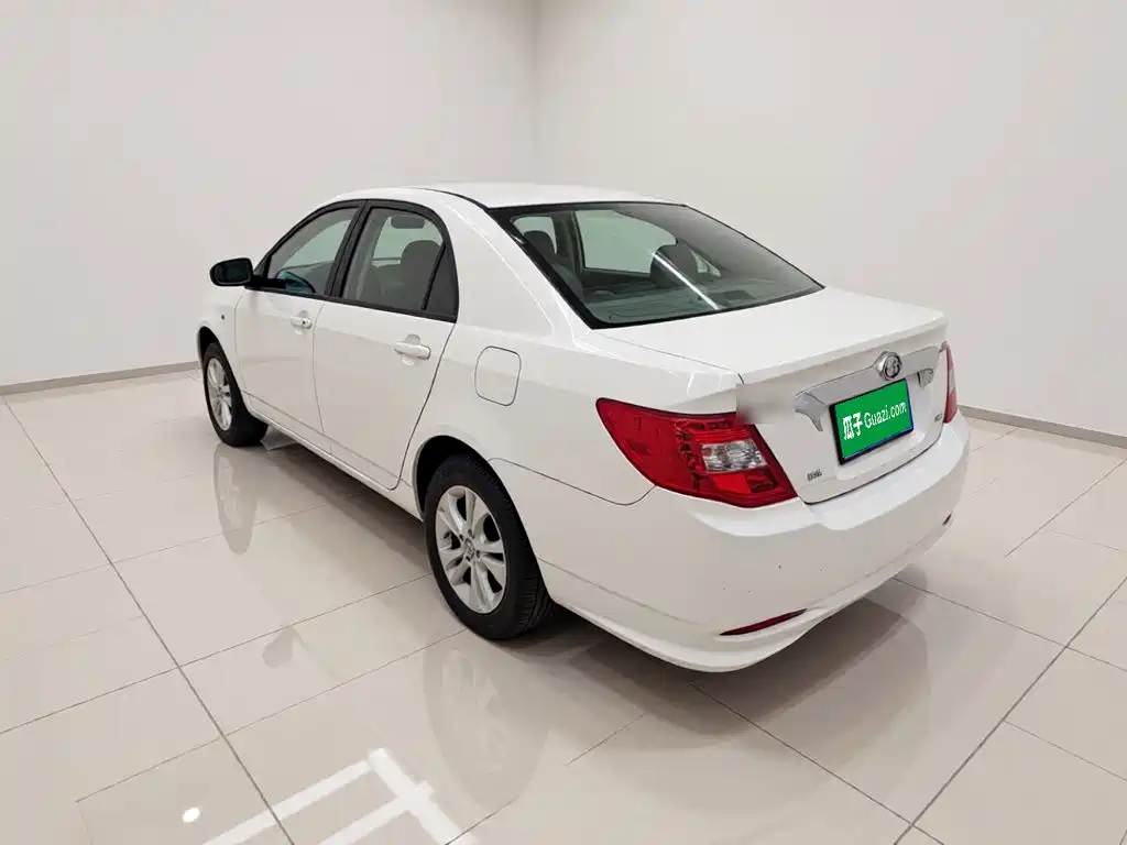 Фото 4 - BYD F3