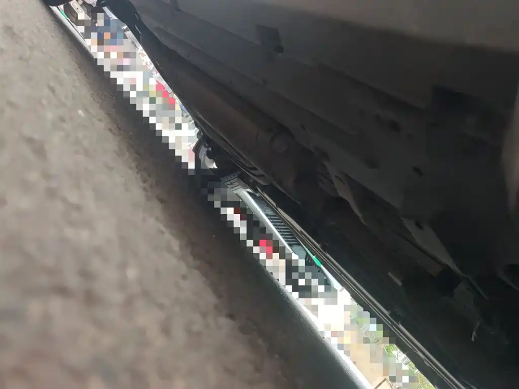 BYD Tang 2018 2.0T Automatic Smart Connection Honor Edition 7-Seater China V фото 16