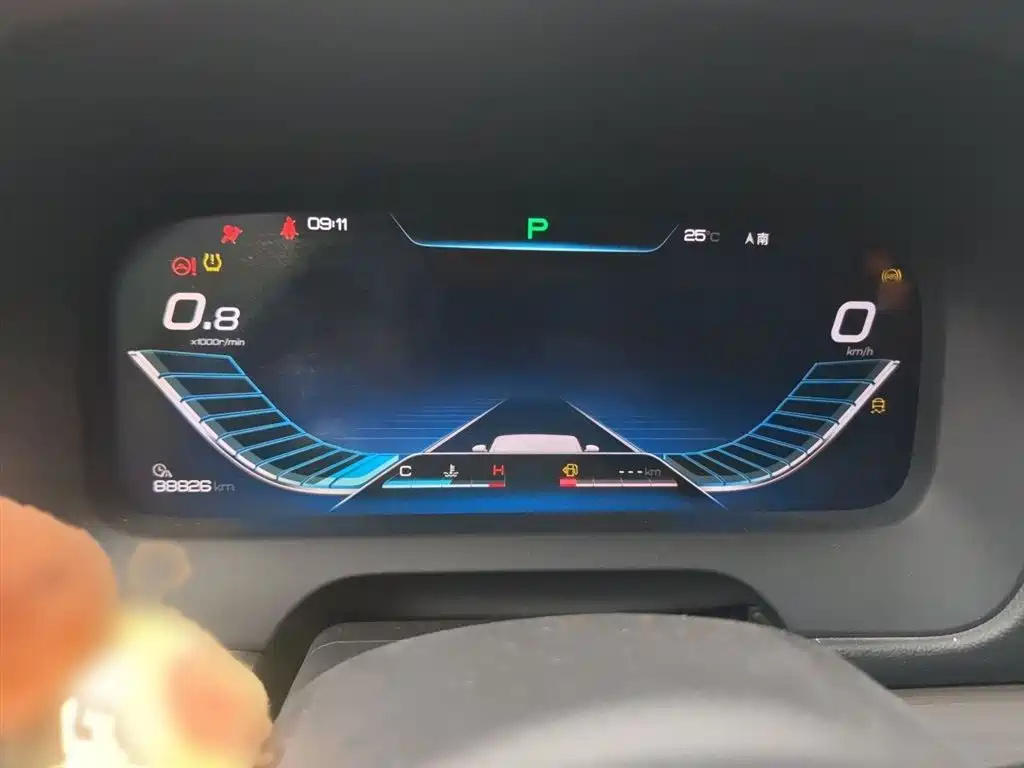 BYD Tang 2018 2.0T Automatic Smart Connection Honor Edition 7-Seater China V фото 4
