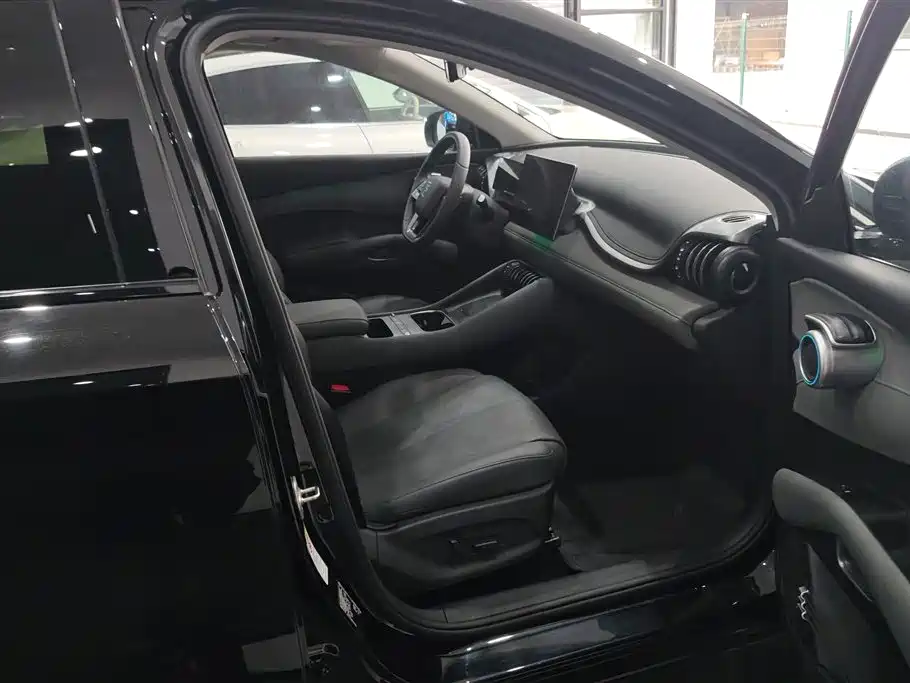 BYD Yuan PLUS 2025 Smart Drive 510KM Surpass Edition фото 8