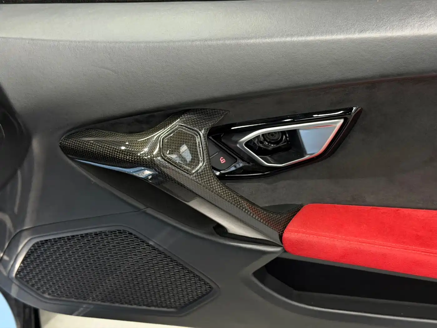 Lamborghini Huracán 2014 LP 610-4 фото 14