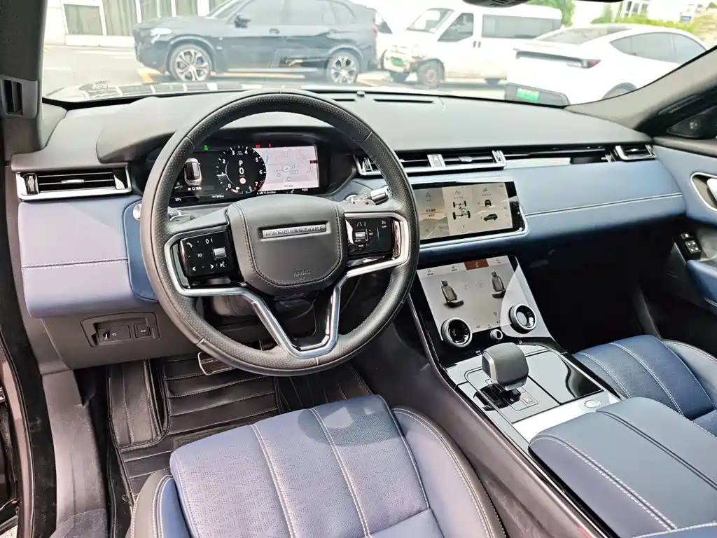 Фото 12 - Land Rover Range Rover Velar