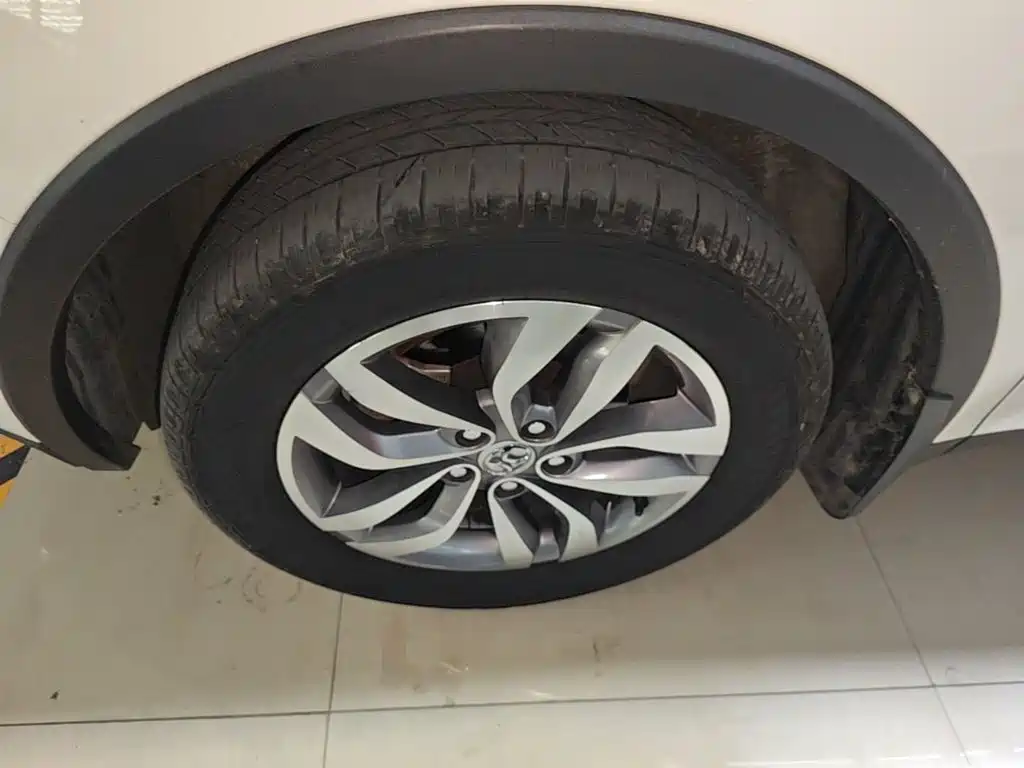 BAIC Senova X65 2015 2015 2.0T Automatic Elite