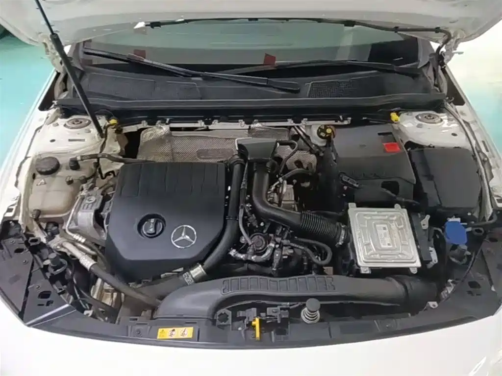 MERCEDES-BENZ CLASS A