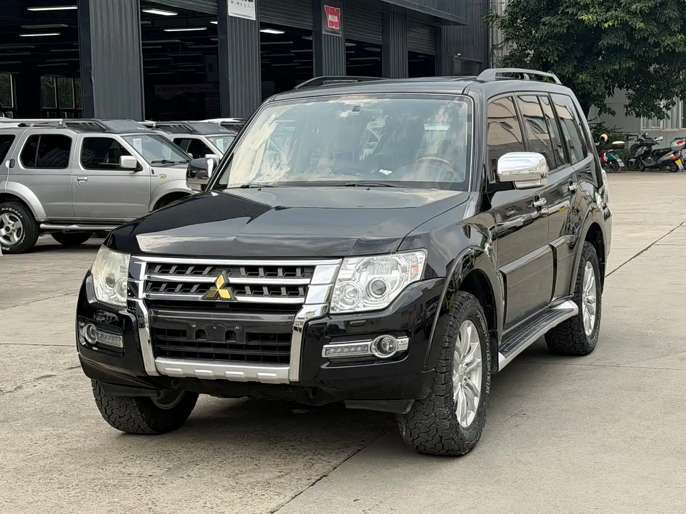 Mitsubishi Pajero (Import), 2018 год