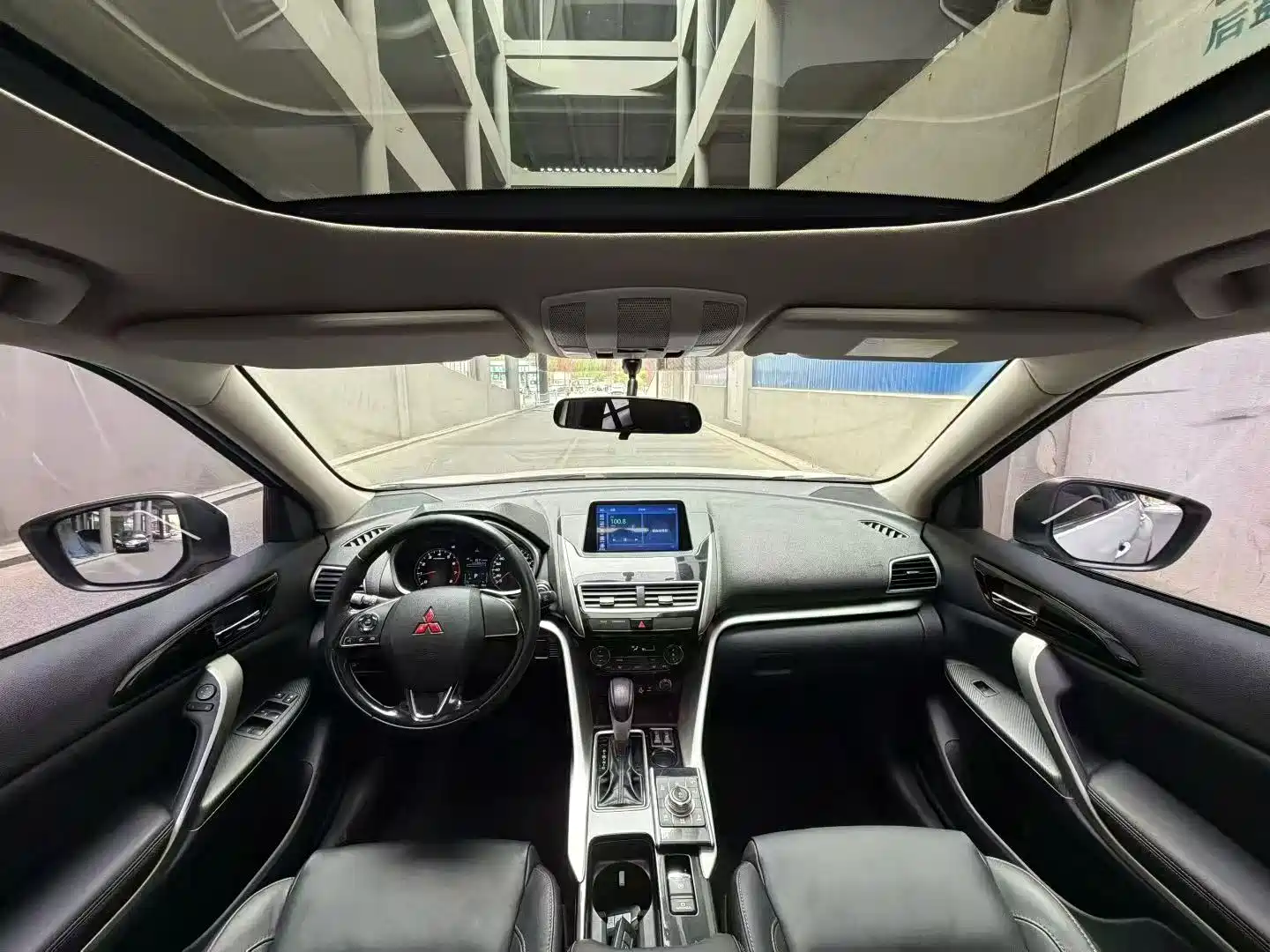 صورة 9 - Mitsubishi Eclipse Cross