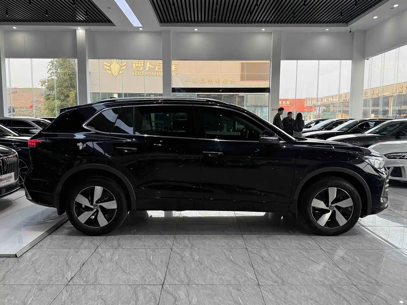 Volkswagen Tiguan L 2024 PRO 330TSI 2WD Smart Edition фото 7