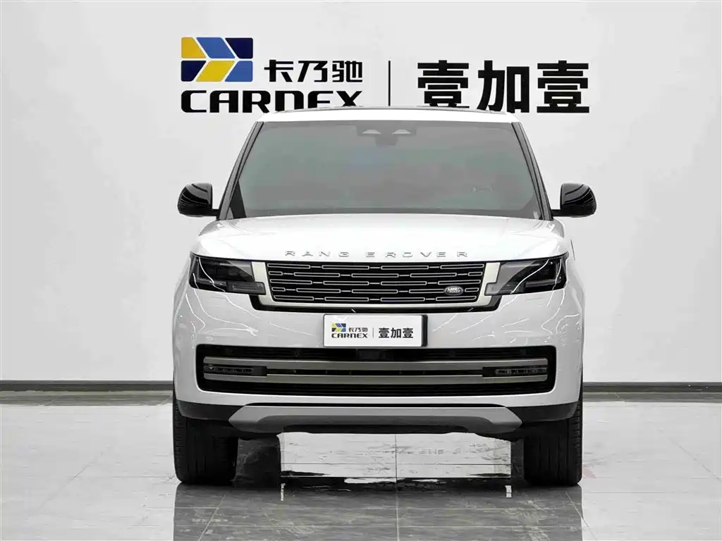 Land Rover Range Rover 2024 3.0 L6 400PS Golden Age Extended 7-Seater фото 2