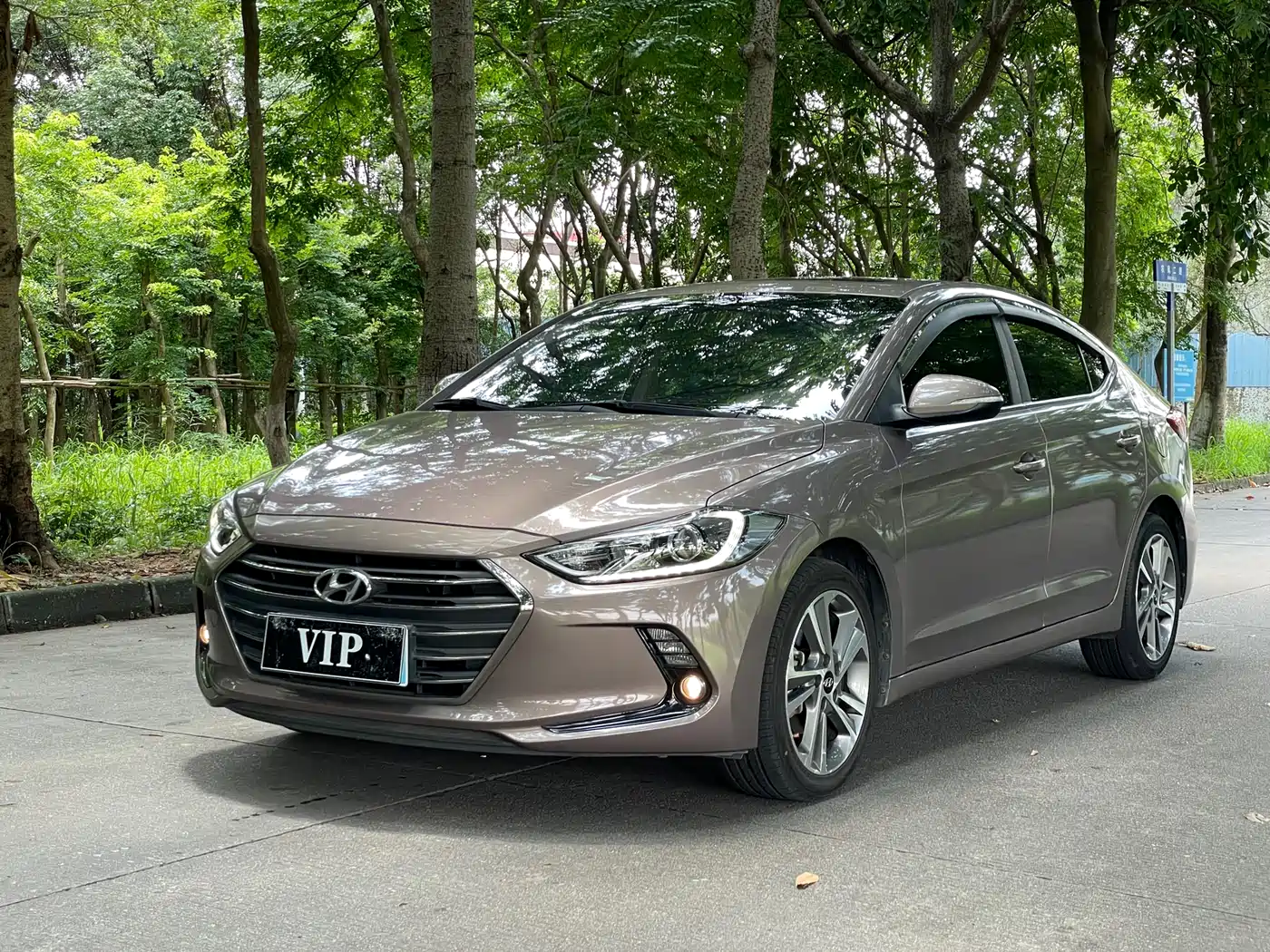 Hyundai Elantra 2016 Model 1.6L Automatic Smart Elite