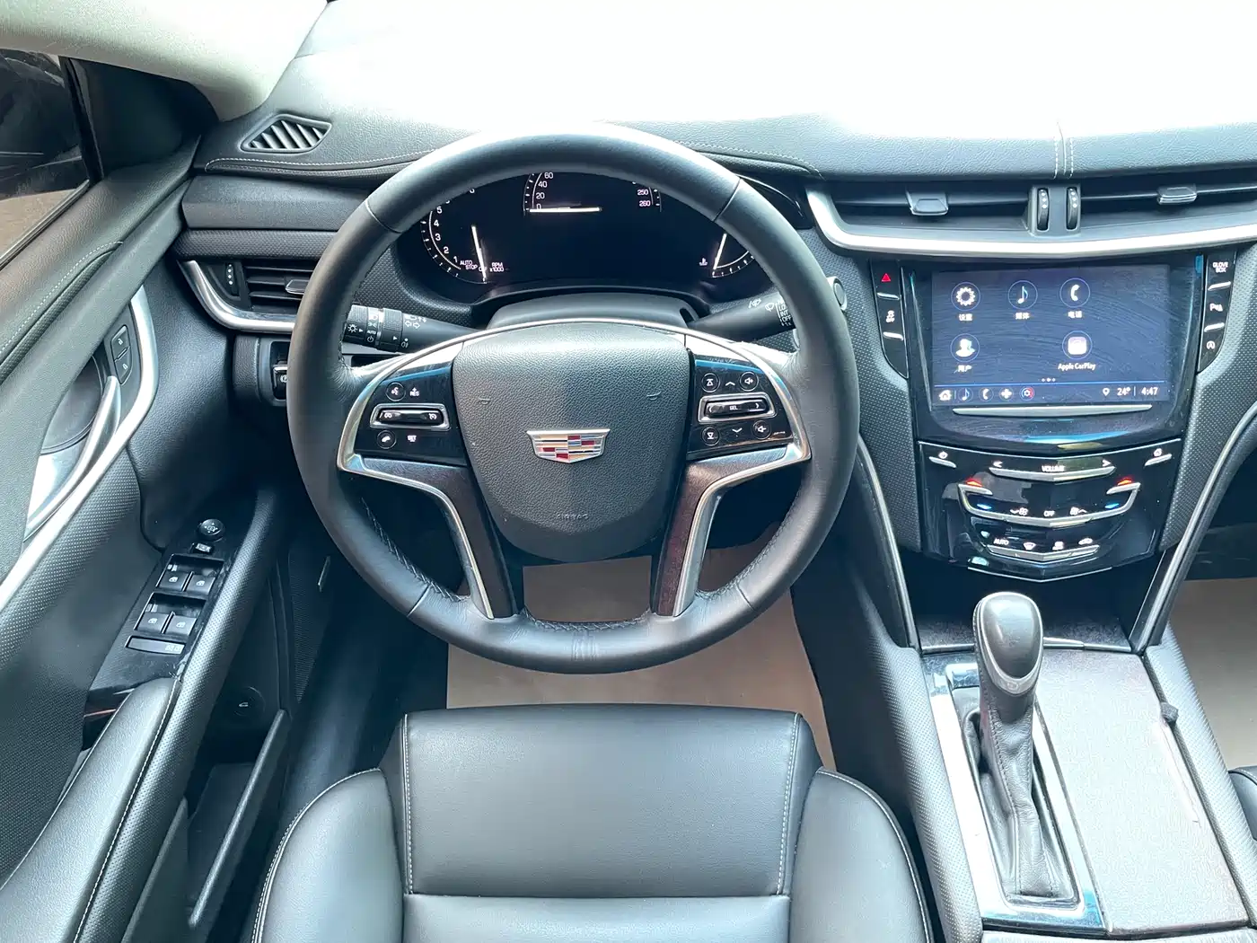 Cadillac XTS 2018 28T Technology фото 9