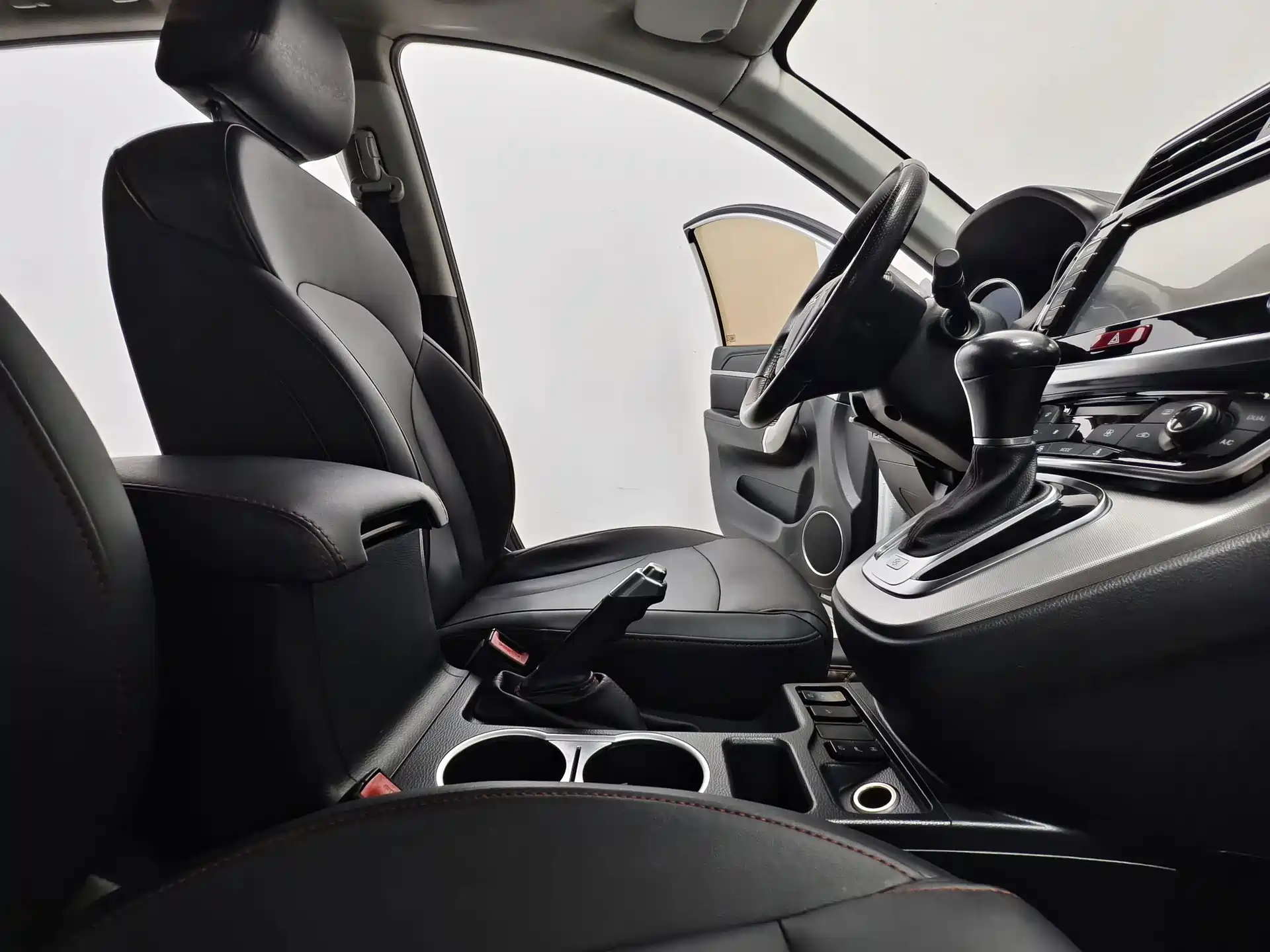 Photo 15 - Haval H6
