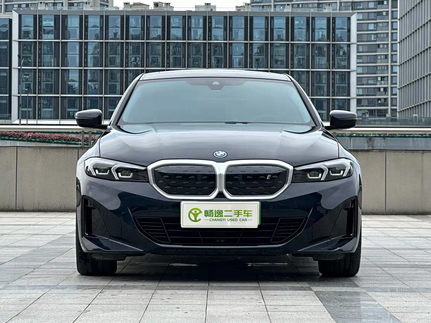 BMW i3 2024 eDrive 35 L фото 2