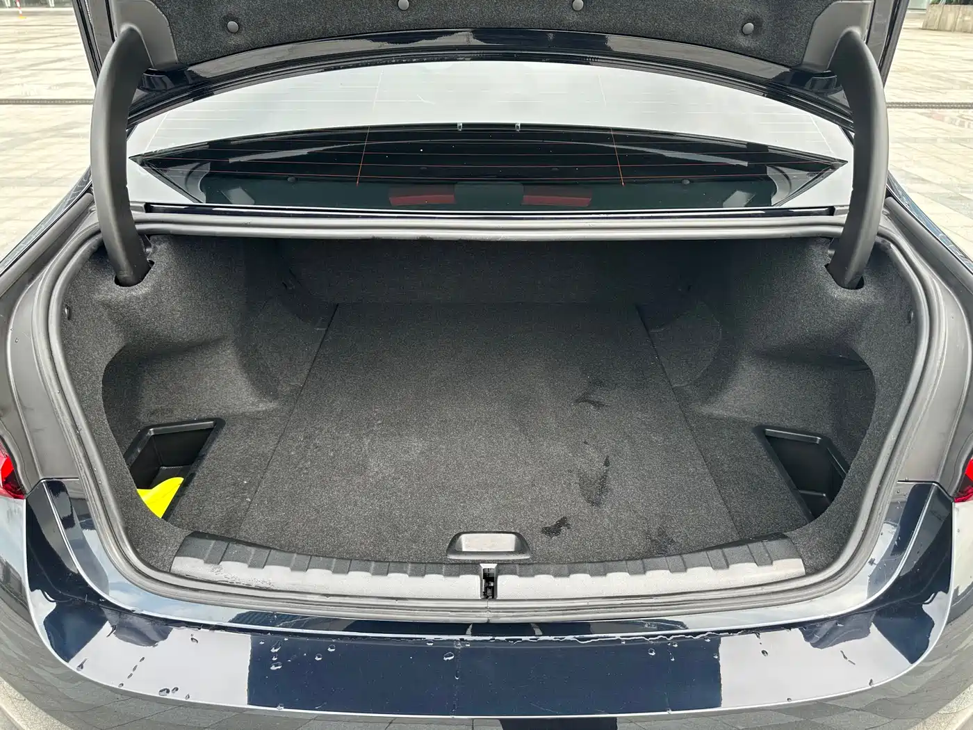 BMW i3 2024 eDrive 35 L фото 11
