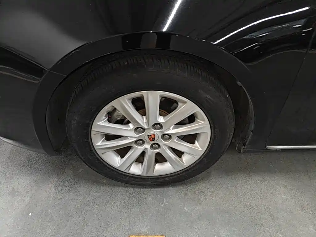 Roewe 950 2015 2012 2.0L Elegance Edition